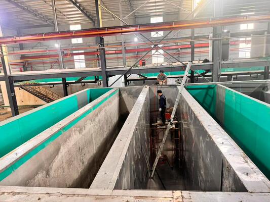 अच्छा दाम 2800 Tons/Month Vertical Anodizing Line for Cosmetic Caps and Bottle Bodies Automatic Anodizing Production Line ऑनलाइन
